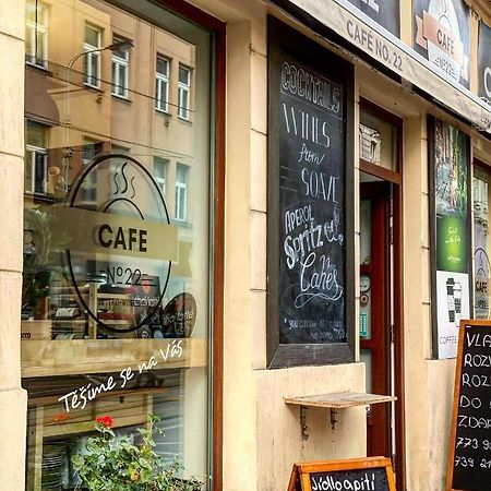 Apartments Cafe No.22 Praga Zewnętrze zdjęcie
